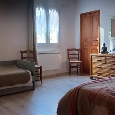 A La Joie De Vivre Bed and breakfast